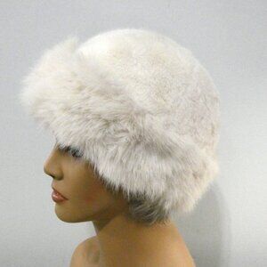 Elegant! Fabulous Fashionable Faux Fur Trim Hat Ivory/Winter-White Matching Trim
